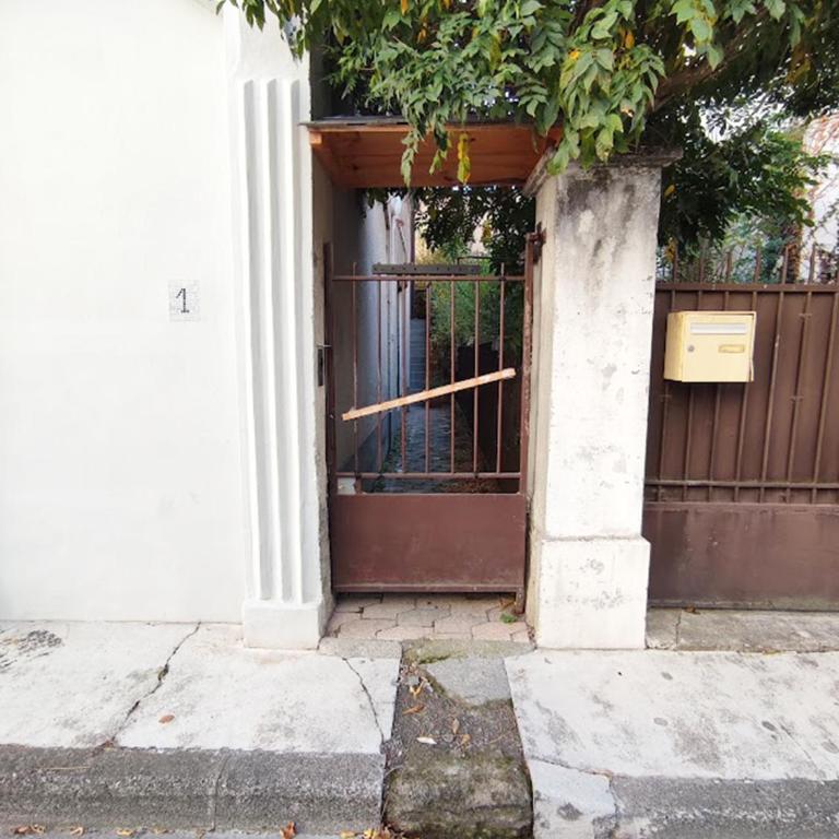 L'Escampette, Duplex T3, centre Luchon, wifi, casier à skis, 4 personnes - Appartement 2 Chambres - 17