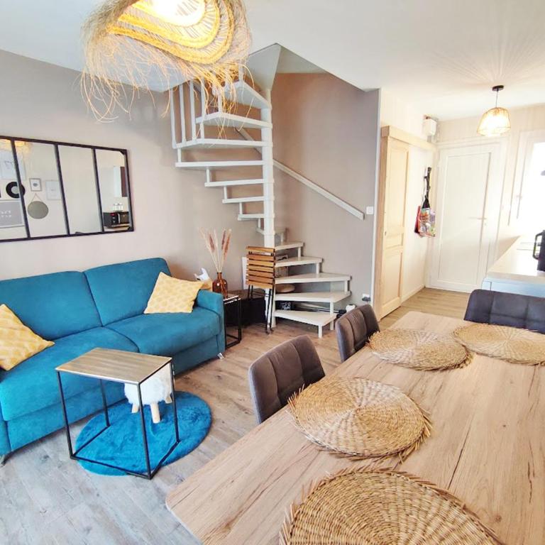 L'Escampette, Duplex T3, centre Luchon, wifi, casier à skis, 4 personnes - Appartement 2 Chambres - 3