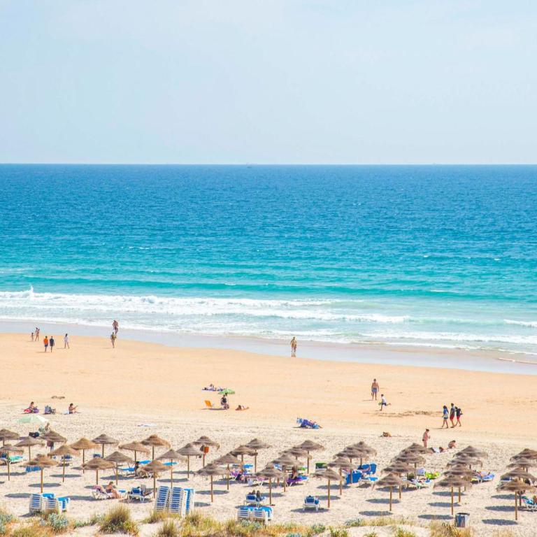 Beautiful Apartment In Conil De La Frontera - Apartamento de 2 dormitorios - 13