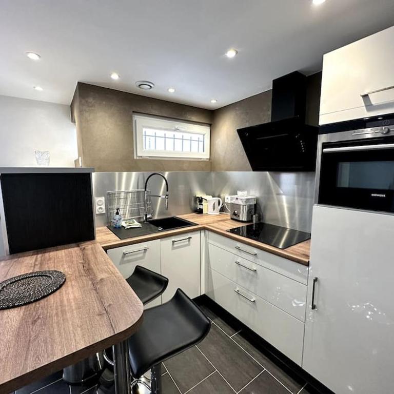 APT. PRIVÉ «Le skieur» / Accès Ski / Cosy & équipé - Appartement 1 Chambre - 8