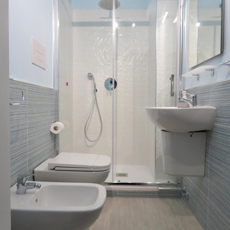 La Feluca Rooms & Breakfast - Camera Tripla Deluxe con Vista Mare - 15
