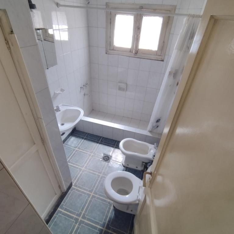 Casa de papel - Habitación Estándar con baño compartido - 2 camas - 7