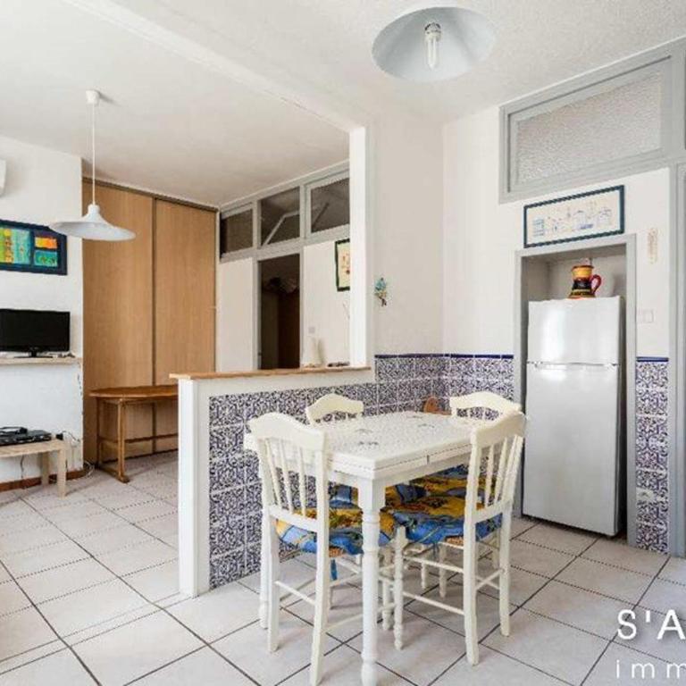 Appartement 3 pièces climatisé au 1er étage, près du marché à Marseillan-Plage - FR-1-326-659 - Apartment (6 Adults) - 2