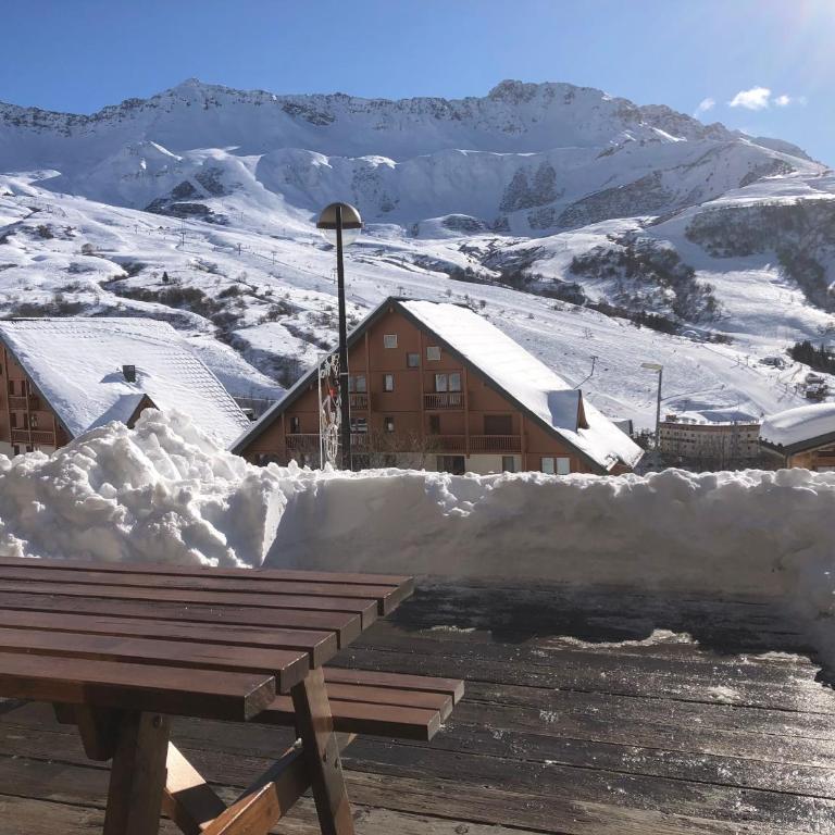 Appartement avec terrasse magnifique vue montagne - Appartement 2 Chambres - 51