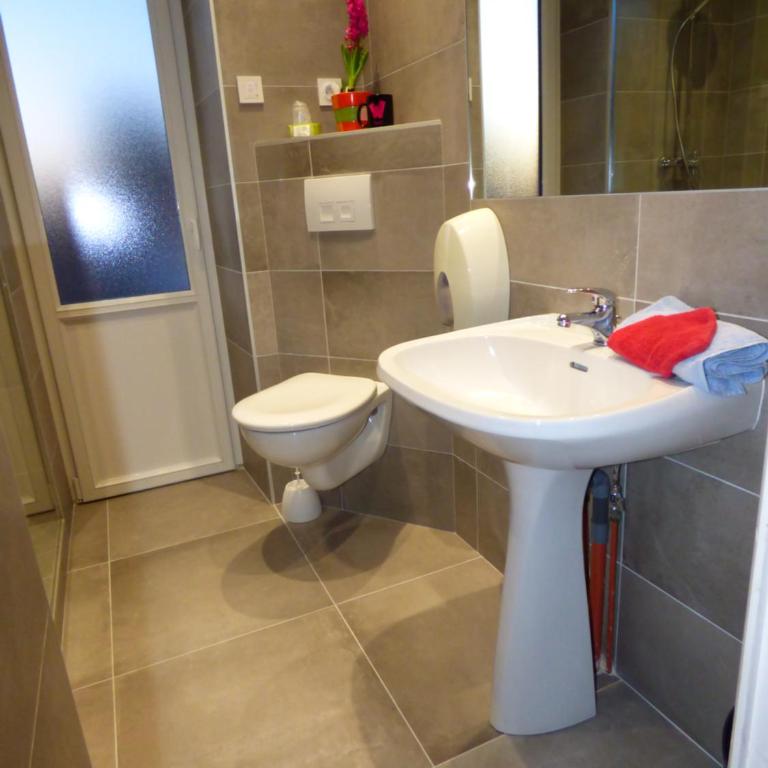 Auberge des Avenières - Double Room - 2