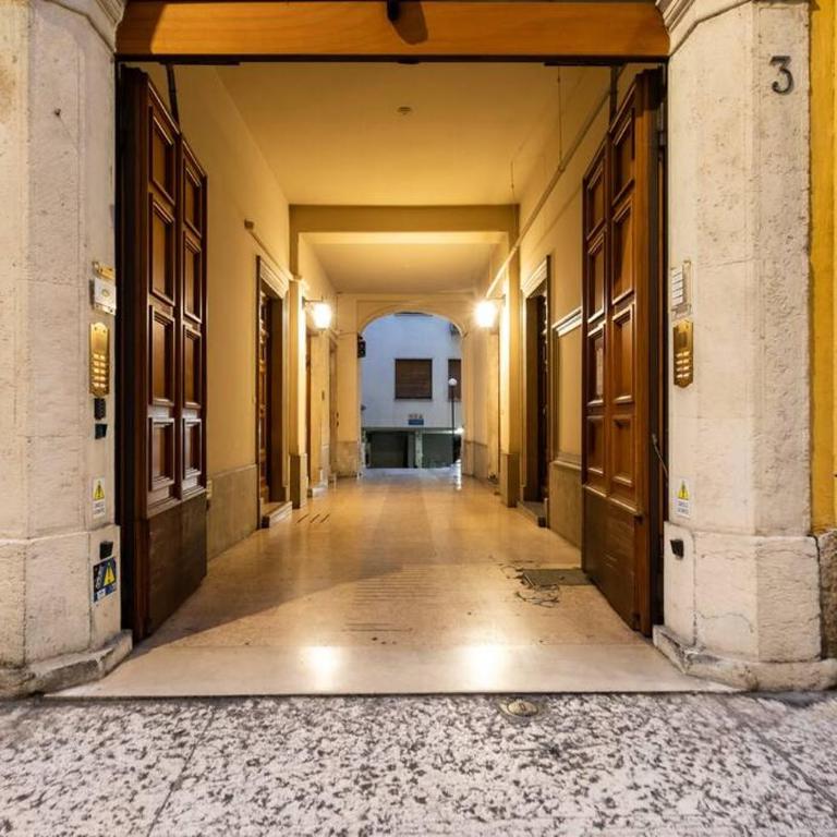 Arena-Center Luxury Apartment - Appartamento con 1 Camera da Letto - 24