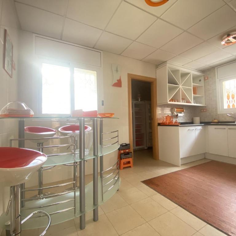 R134 Casa Domingo con AC y piscina - Villa - 2