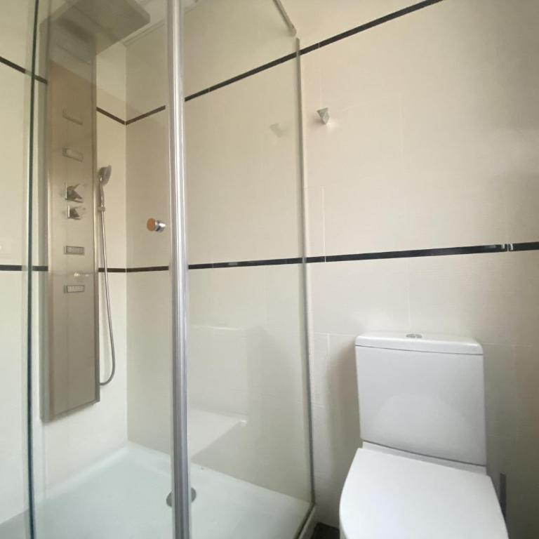 R134 Casa Domingo con AC y piscina - Villa - 9