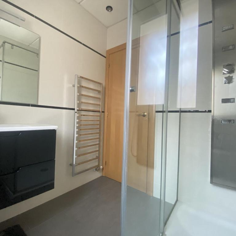 R134 Casa Domingo con AC y piscina - Villa - 10