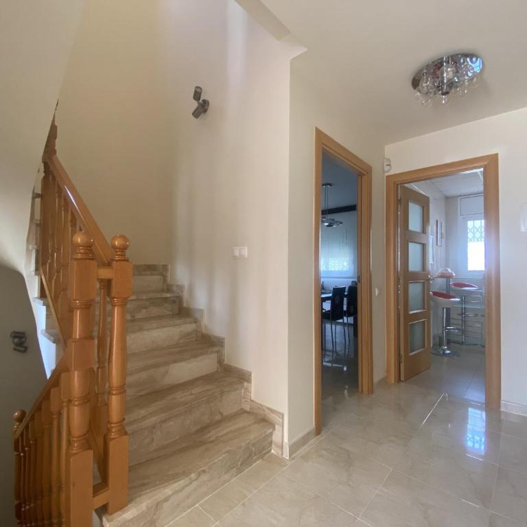 R134 Casa Domingo con AC y piscina - Villa - 16