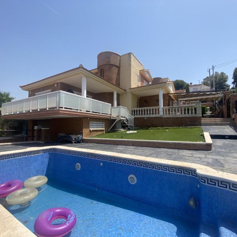 R134 Casa Domingo con AC y piscina - Villa - 24