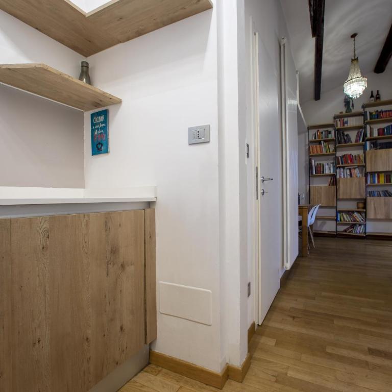 GetTheKey L'attico degli Orti - Two-Bedroom Apartment (4th Floor, no lift) - 10