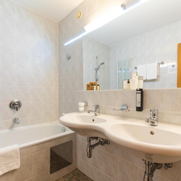Hotel Tia Monte Nauders - Junior Suite mit Balkon - 1