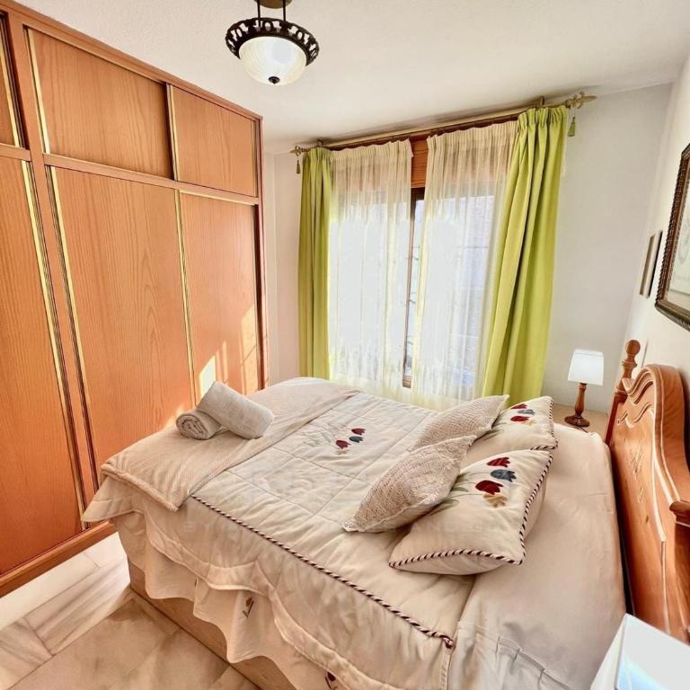 Precioso apartamento con vistas en la Herradura - Three-Bedroom Apartment - 15