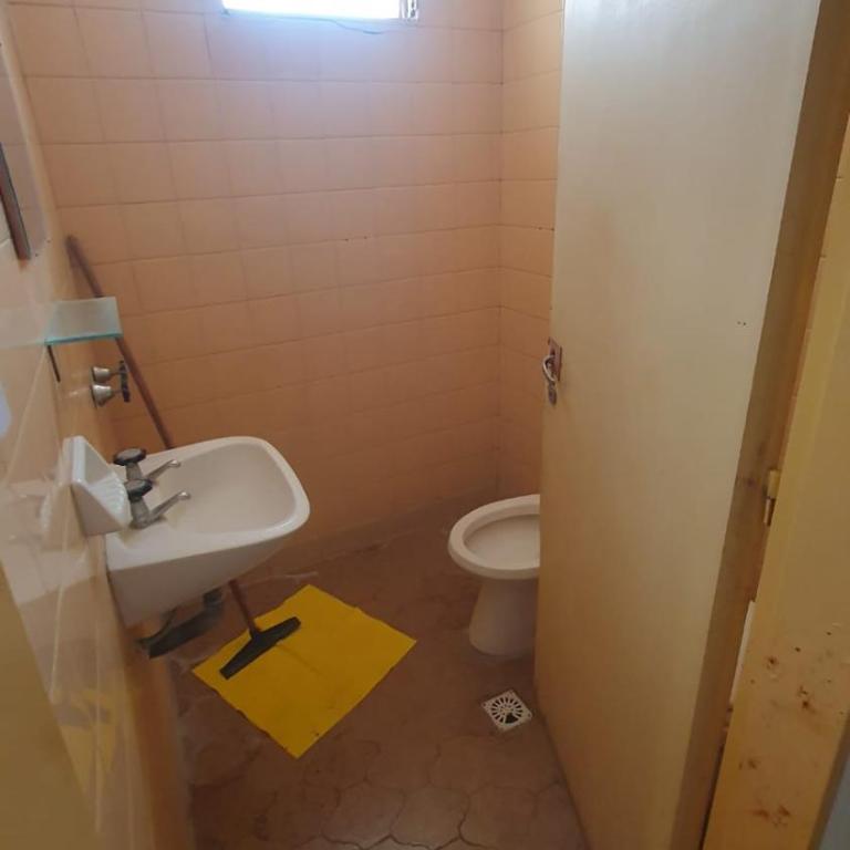 Habitacion economica con estacionamiento Necochea - Quadruple Room with Private Bathroom - 7
