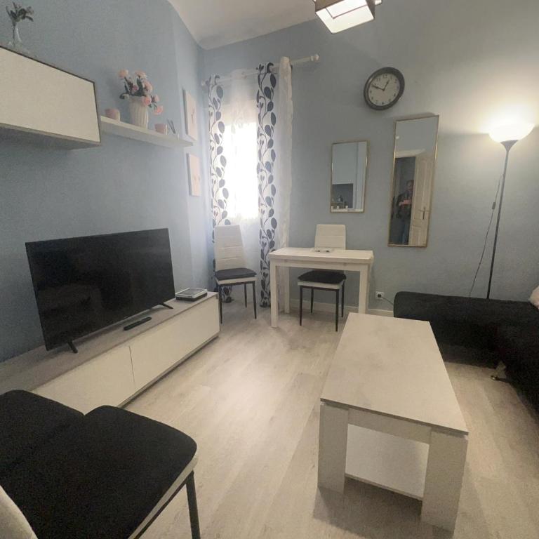 Retiro Atocha Paseo Del Prado , Madrid - Two-Bedroom Apartment - 93