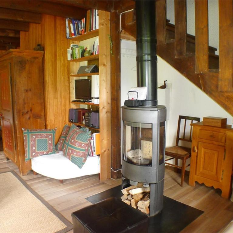 Chalet Savoyard à Morillon, 200m des pistes, 8-9 pers, confortable et bien équipé - Chalet de 3 dormitorios - 1