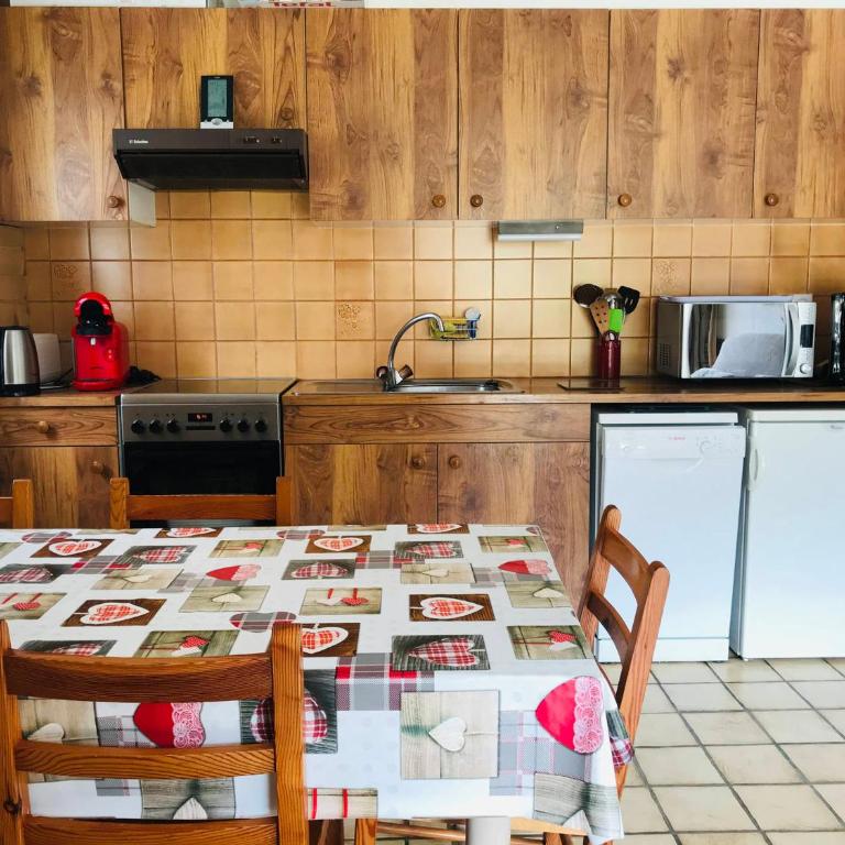 T2 calme à Samoëns, terrasse et parking pour 4-6 pers. - FR-1-629-16 - Apartment (6 Erwachsene) - 6