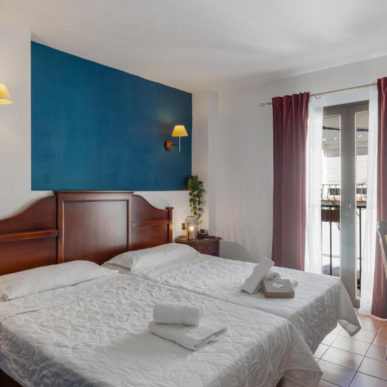 I AM La Posada Hotel and Apartment - Double Room with Private Bathroom - 7