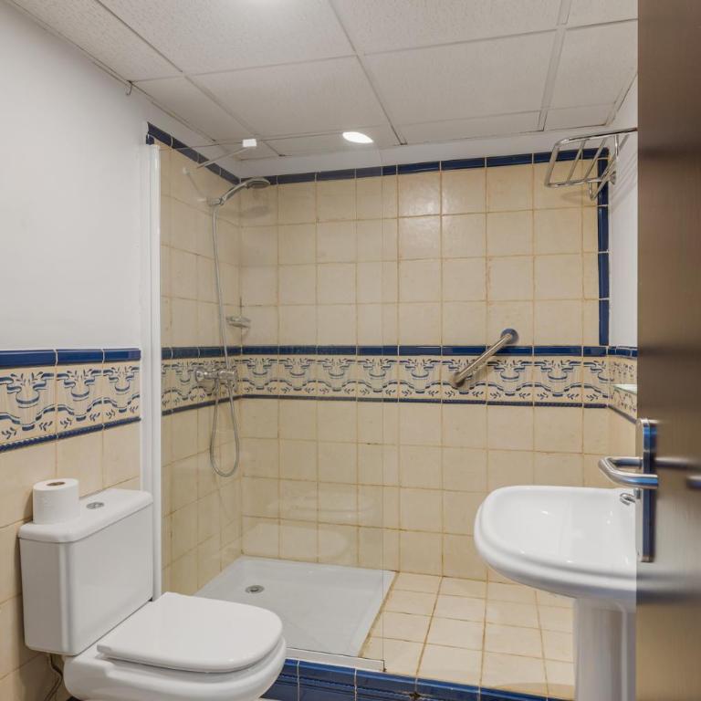 I AM La Posada Hotel and Apartment - Double Room with Private Bathroom - 15