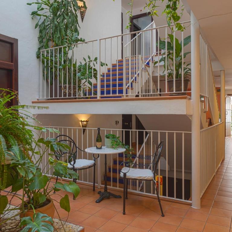 I AM La Posada Hotel and Apartment - Standard Double Room - 17