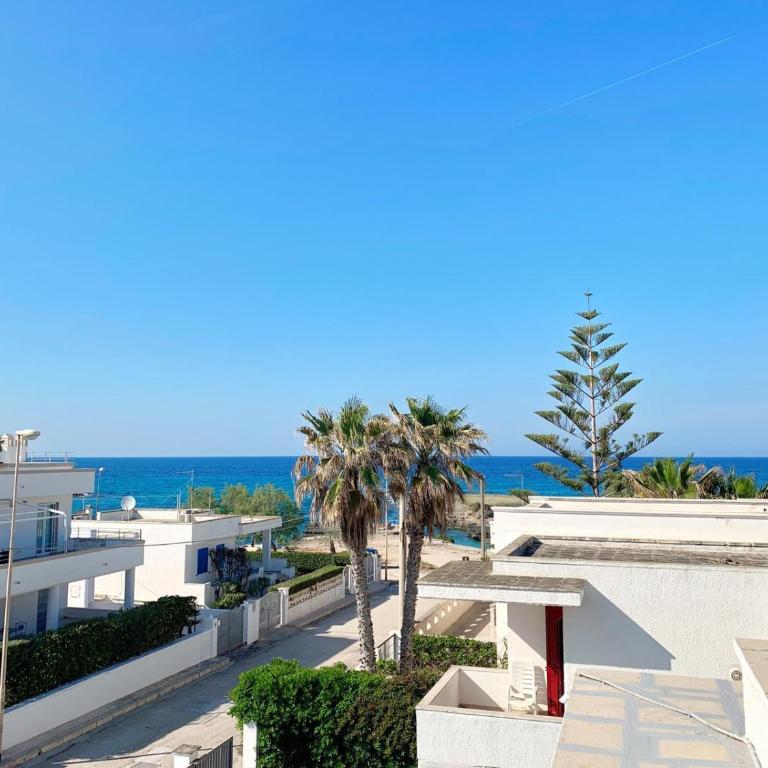 Villetta Fronte Mare - The Fab Stay - Appartamento con 2 Camere da Letto - 5