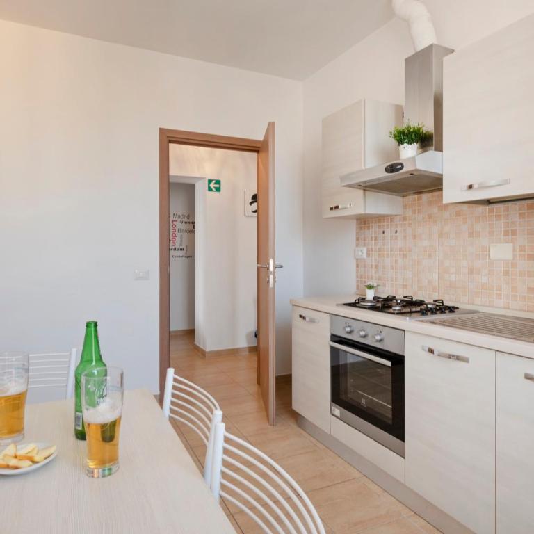 Large and central comfortable apartment - Appartamento con 3 Camere da Letto - 16