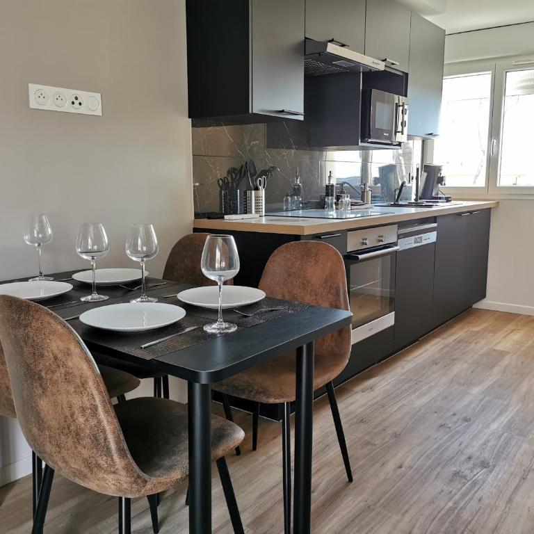 Appart Hotel Spa Perpignan - Appartement avec Terrasse - 1