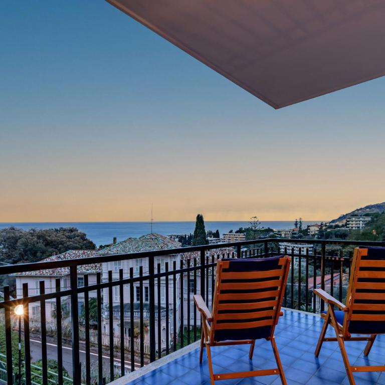 H11 [Sanremo Vista Mare] - Elegante - Three-Bedroom Apartment - 2