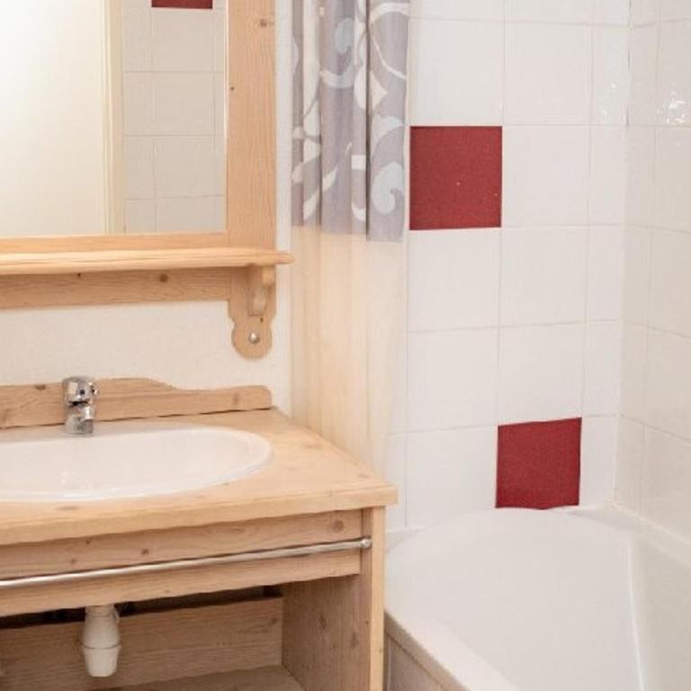 Location 4 Pièces avec Balcons pour 8 à Puy-Saint-Vincent - Apartment mit 2 Schlafzimmern - 4