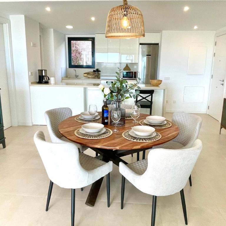 Luxury 3 Bedroom Apartment 300m from the Beach - Apartamento de 3 dormitorios - 8