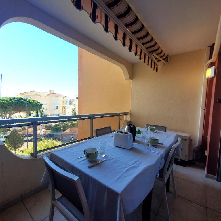 Frejus Plage Le Capitole T2 35m2 Climatise balcon - Apartment mit Meerblick - 1