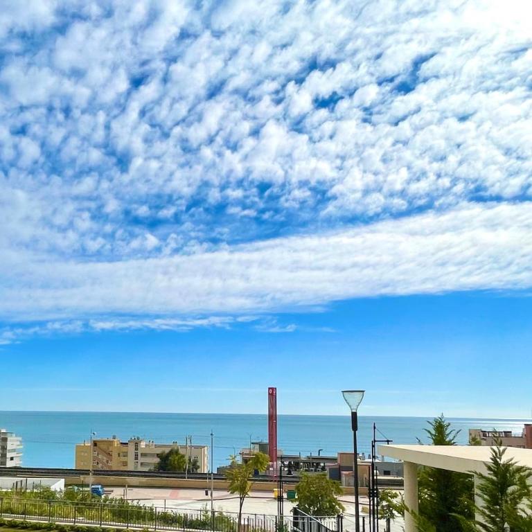 Luxury 3 Bedroom Apartment 300m from the Beach - Apartamento de 3 dormitorios - 17