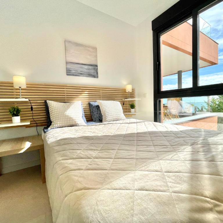 Luxury 3 Bedroom Apartment 300m from the Beach - Apartamento de 3 dormitorios - 25