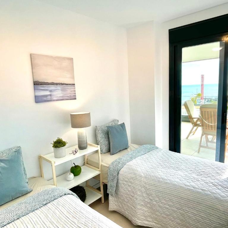 Luxury 3 Bedroom Apartment 300m from the Beach - Apartamento de 3 dormitorios - 28