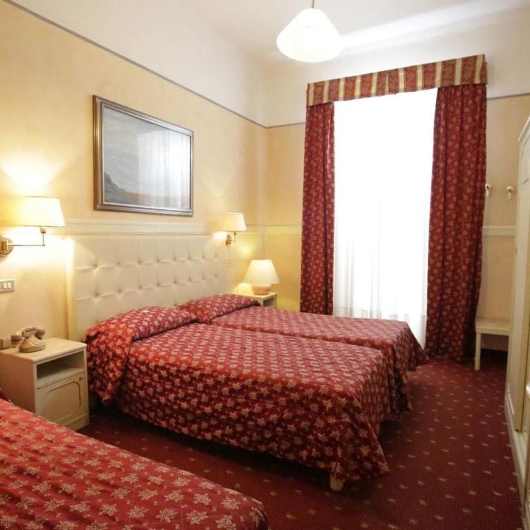 Hotel Vienna Ostenda e Ristorante il Danubio - Camera Tripla - 10