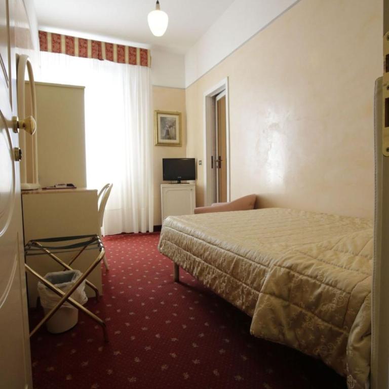 Hotel Vienna Ostenda e Ristorante il Danubio - Camera Singola - 5