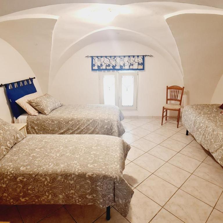 Ambra House - Two-Bedroom Apartment - 15