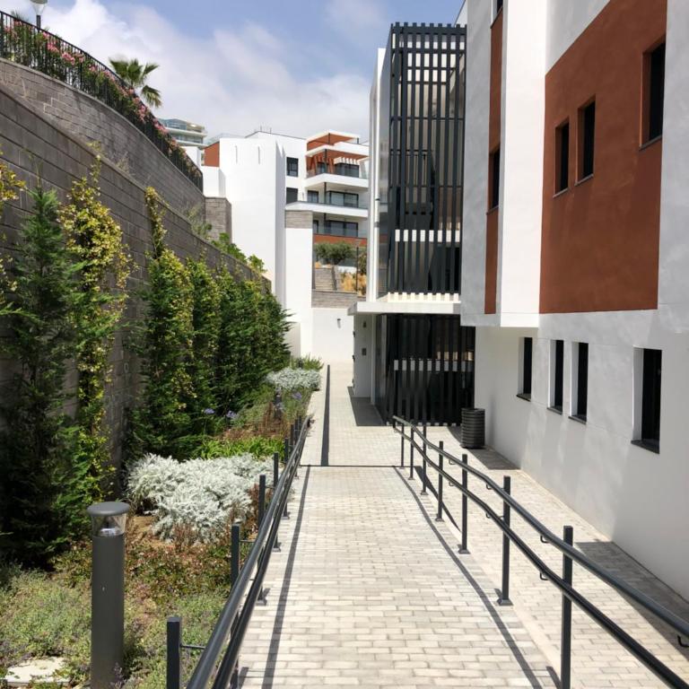 Luxury 3 Bedroom Apartment 300m from the Beach - Apartamento de 3 dormitorios - 37