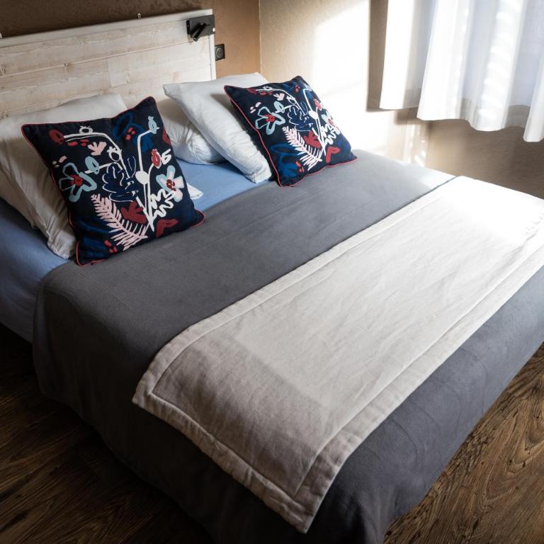 Gite Auberge Les Cascades - Chambre Quadruple - 2