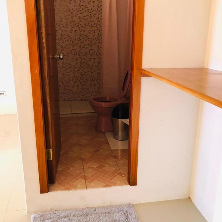 PELICAN TOURS - Family Room - 5