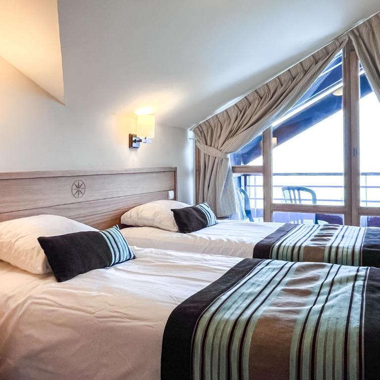 South facing 2-bed apartment with fireplace, Terrasses dEos - Appartement avec Vue sur la Montagne - 3