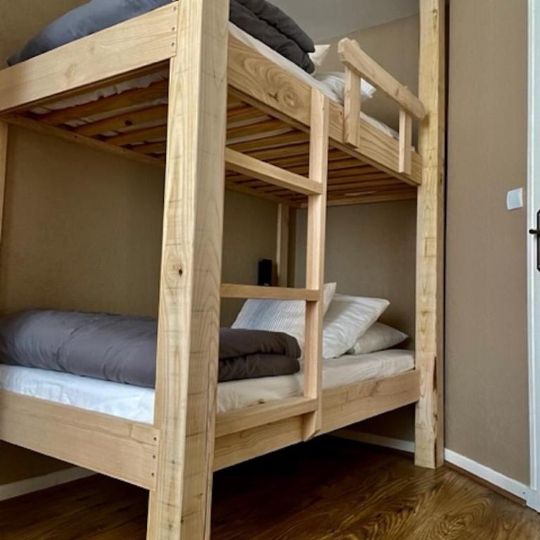 Gite Auberge Les Cascades - Chambre Quadruple - 6