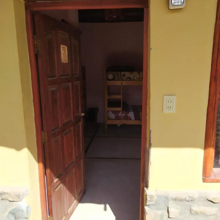 Tilcara Rustica Hostel - Habitación Compartida Mixta de 6 camas - 2