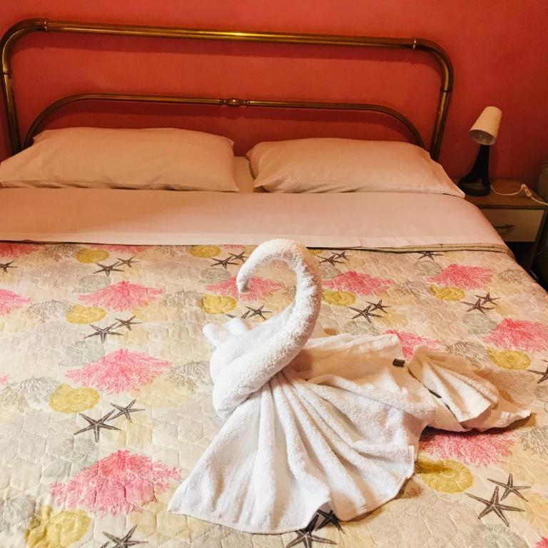 Affittacamere LA MUSA - Camera Matrimoniale con Bagno Privato Esterno - 3