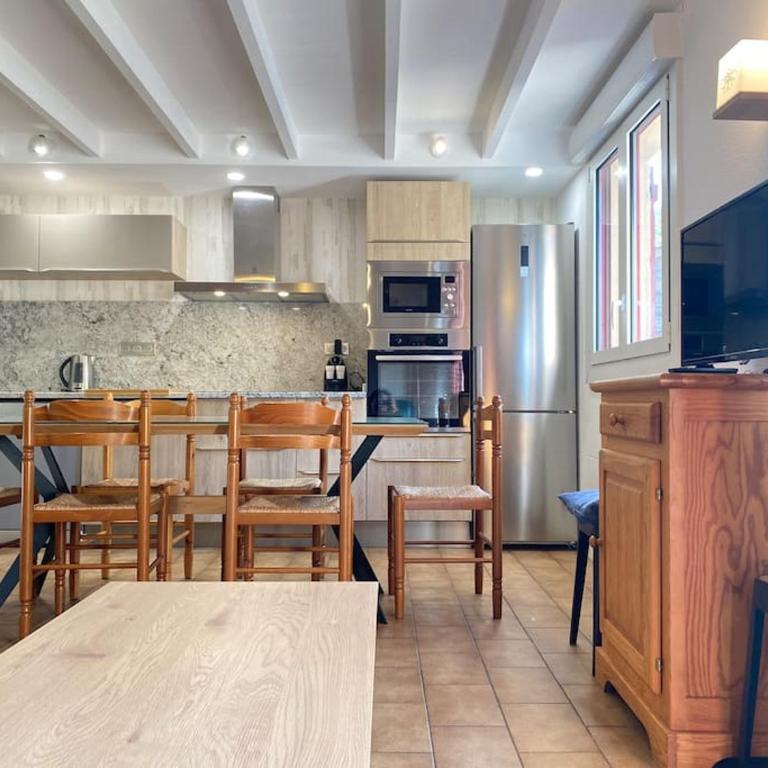 Le Chalet 102. 3 chambres. Terrasse. Parking. wifi - Apartment - 4