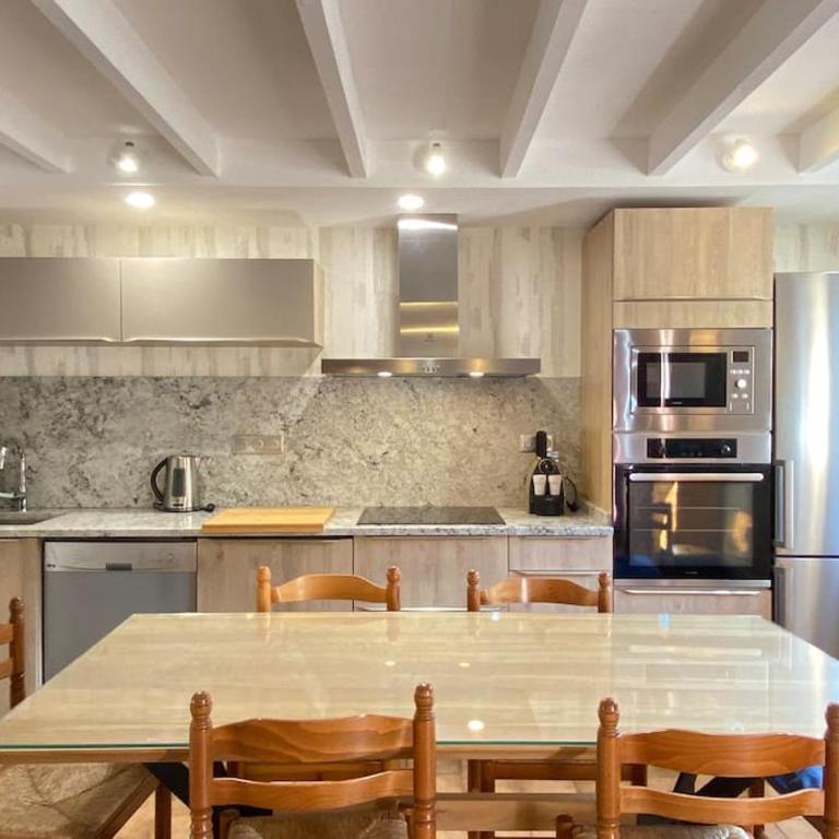 Le Chalet 102. 3 chambres. Terrasse. Parking. wifi - Apartment - 11