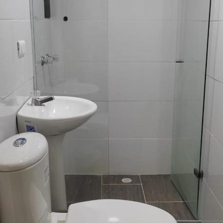 23 COMODO APARTAMENTO CON BALCON EN LAURELES ESTADiO 2 HAB 2 BAÑOs - Apartamento de 2 dormitorios - 11