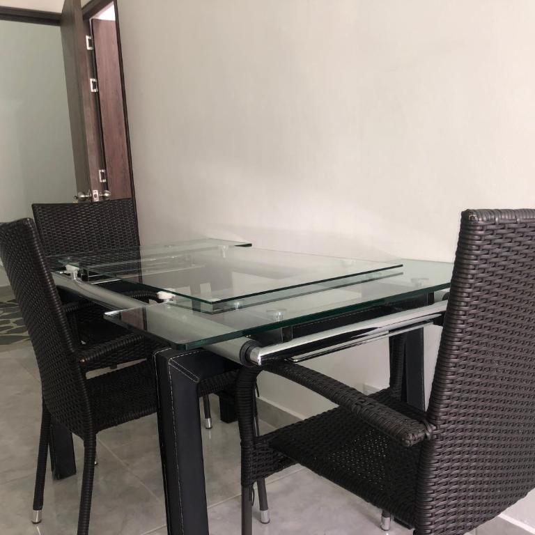 Céntrico apartamento y bien ubicado en Laureles Apto 402 - Superior Apartment - 33