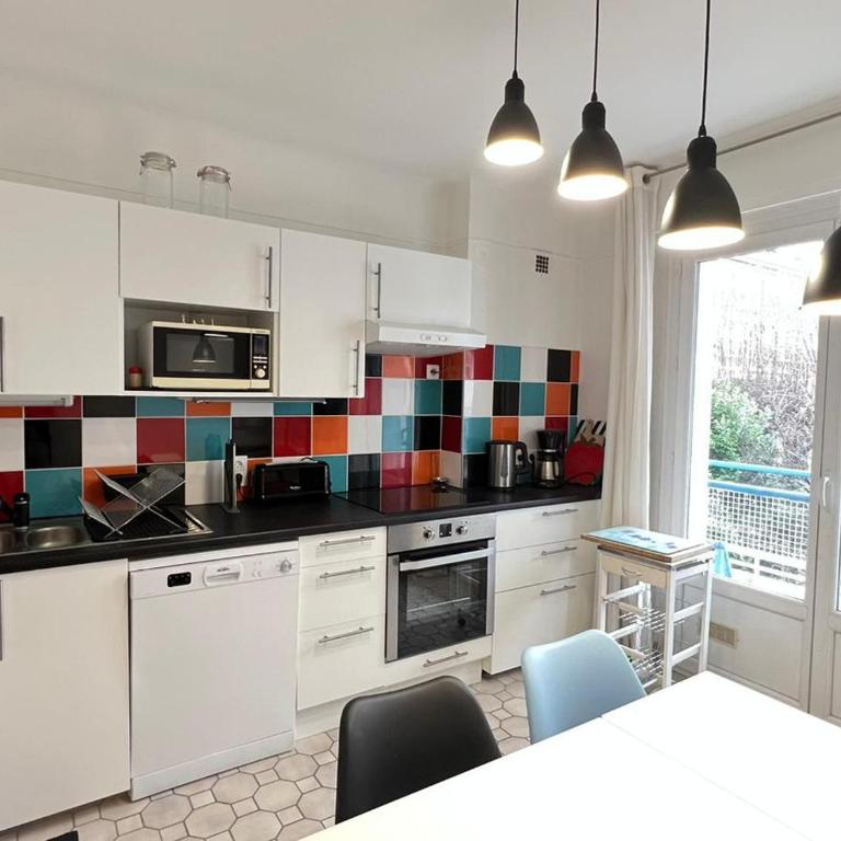 T3 Confortable Centre Aix-les-Bains, Parking, Animaux Adm. - FR-1-555-81 - Apartment - 2